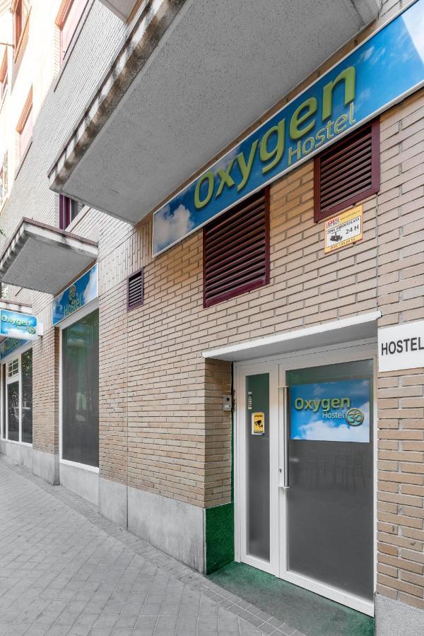 Oxygen Hostel Capsula Мадрид Екстериор снимка