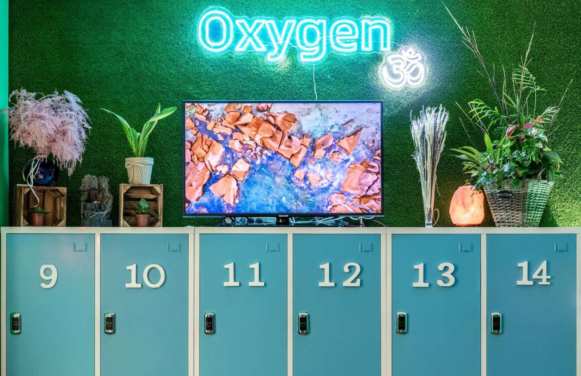 Oxygen Hostel Capsula Мадрид Екстериор снимка